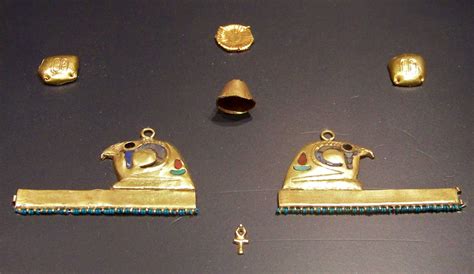 Funerary Jewelry Of King Tut Gold With Lapis Lazuli Thebes Flickr