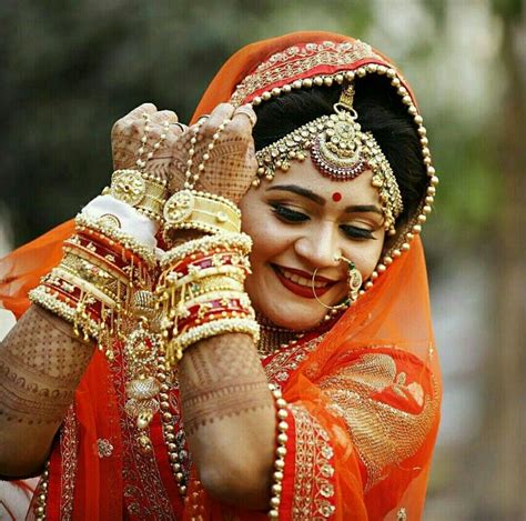 Cutipieanu Indian Bride Photography Poses Indian Wedding Photography