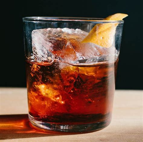 10 Best Bourbon Cocktail Recipes Bourbon Whiskey Drinks To Make