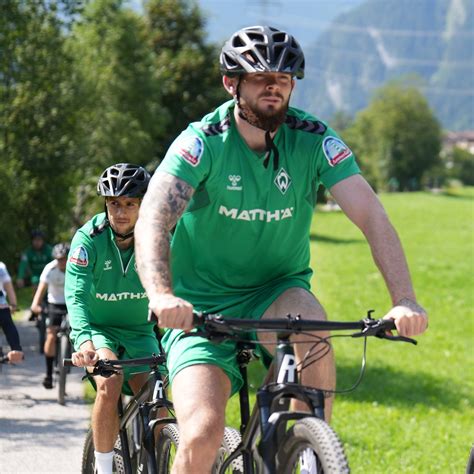 SV Werder Bremen on Twitter: "Here we go. 🤝 #Werder https://t.co