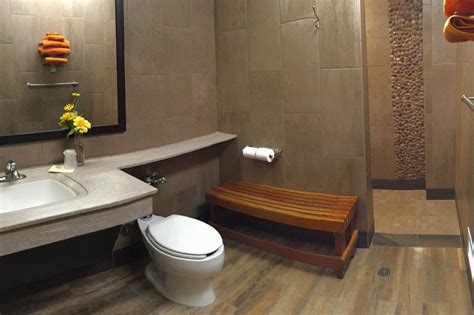 For example, pilot just invested $100 million in upgrading its truck stop shower you can also use this amazing resource, truck stop guide, to see all the truck stops near you, by zip code or by state. Private Showers - Iowa 80 Truckstop