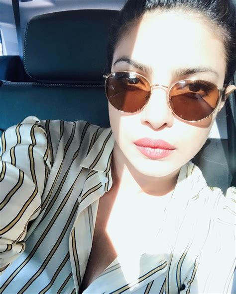 Priyanka Chopra Sunglasses Are Complete Style Guide Stylingstars