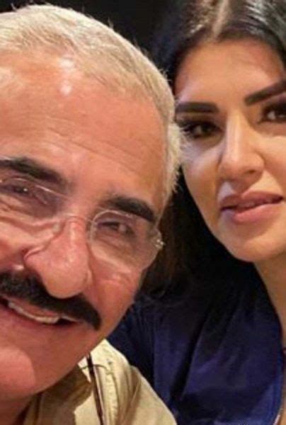 Una Barbie Humana La Cuñada De Vicente Fernández Jr Causa Furor En La