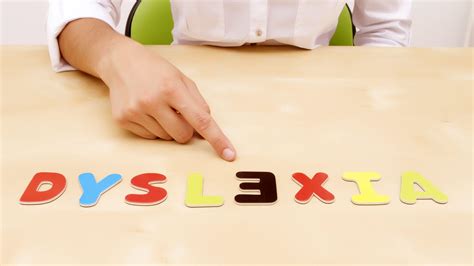 Dectecta el riesgo, explora los síntomas y mide de forma exhaustiva las funciones cerebrales asociadas a este. La dislexia, un trastorno tan invisible como frecuente ...