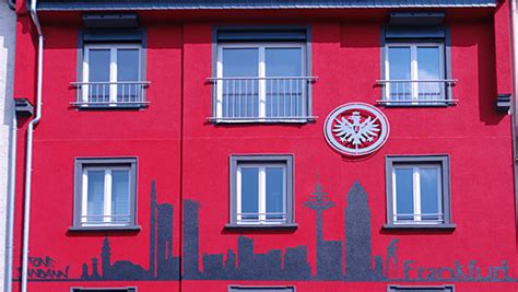 Are you not a first time visitor of rotes haus? Das Eintracht / Frankfurt-Haus in Bornheim | STADTKIND