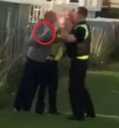 Shocking Moment Cop Punches And Knees Suspect To Ground In Pre Emptive