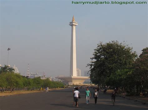 Mona and ganyu are not going to be checked as heavily because there are too many posts of them to go through. little moment like this: MONAS aka National Monument ...