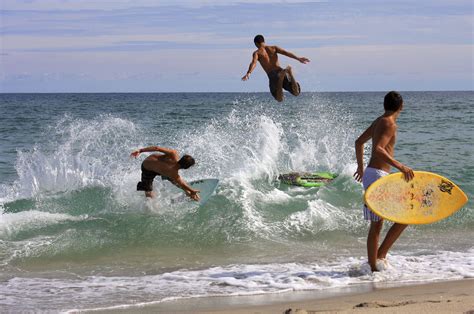 What A Great Feeling Beach Fun Surf Experience Skimboard