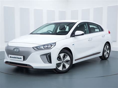 Hyundai ioniq price starts at pkr 6399000.0 and toyota prius price starts at pkr 9270000.0. Brand New Hyundai Ioniq Electric Premium SE 5dr Auto ...