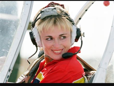 Svetlana Kapanina Famous Female Pilot Aerobatic Female Pilot Hair