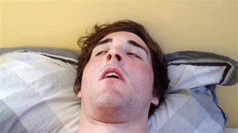 Funniest Video Of Guy Sleeping With An Epic Finish To His Snoring Pattern Youtube