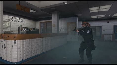 Gta 5 Female Police Officer Fights Rioters At A Police Station Youtube
