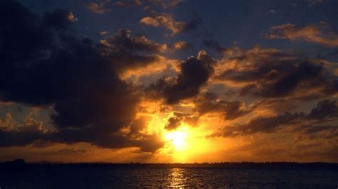 Beautiful Ocean Sunrise And Sunset Photos We Need Fun