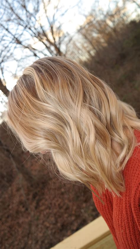 You can only see the hints of brown in my hair when the sun light shines on it. 25 Honey Blonde Haircolor Ideas that are Simply Gorgeous