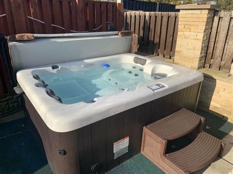 American Whirlpool Hot Tub For Sale From United Kingdom