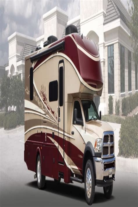 The Best Small Motorhomes To Live In Full Time Class C Motorhomes