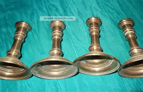 Seit über 50 jahren hat sich gilde spezialisiert auf entwicklung und vertrieb exklusiver accessoires und geschenkartikel. 4 Kerzen - Ständer Gilde Handwerk Gold - Messing Bronze ...
