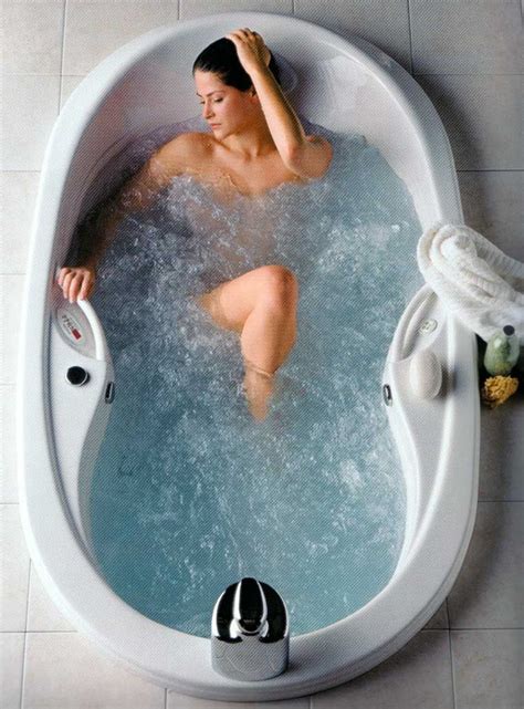 Enjoy A Massage With Hybrid Hot Massage Tubs Hybrid Uae Provide A Perfect Massage Tubs Fit For