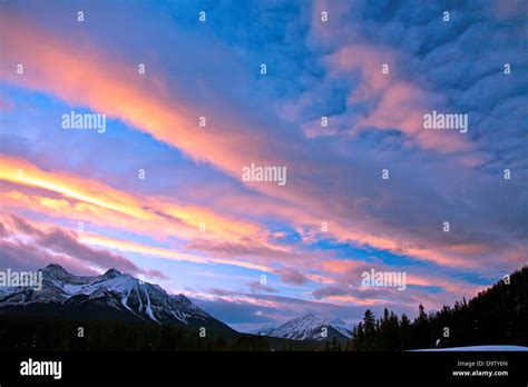 Canada Banff National Park Sunset Color Over Mountains Near Lake