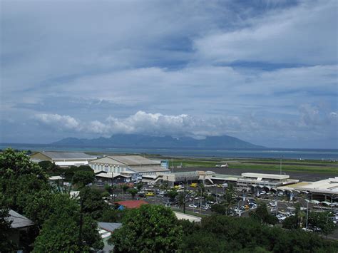 First of all there was a money exchange a the airport right after customs and it was open early in the morning on sunday for the first incoming. Papeete Airport | Dragotta/Martin | Flickr