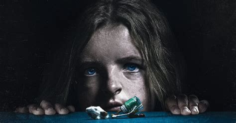 Starring toni collette, alex wolff, gabriel byrne. French HEREDITARY Poster is Weird as Sh*t