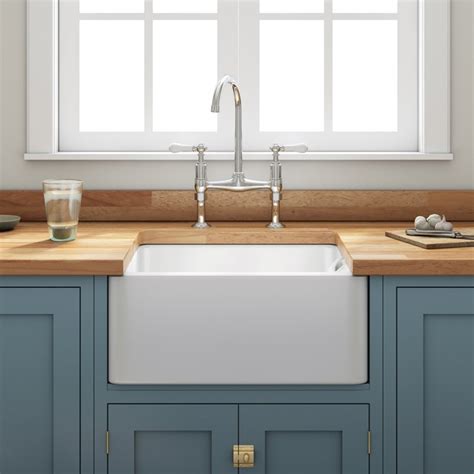 The reginox belfast contemporary sink 595 x 455mm is offered in a unique rectangle shape and makes the perfect sink for any traditional or contemporary kitchen. 10 of the Best Single and Double Belfast Sinks | Tap Warehouse