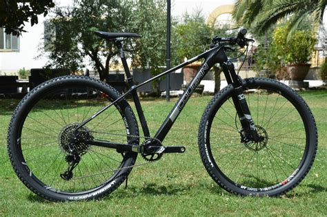 @markavilaoficial a sammy lee , mãe do jake e ex do ed gama , descobriu que pyong lee traiu ela com. Novità gamma MTB Lee Cougan 2017 - Tech Cycling
