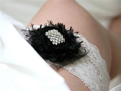 Best diy wedding garters from diy we love wedding garter. DIY For a Handmade Lace Wedding Garter | how-tos | DIY