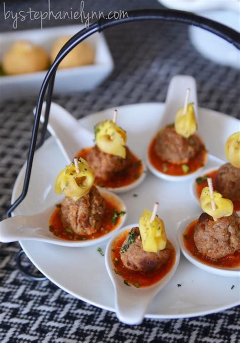 Seguite l'account ufficiale mini italia. Game Day Party Table | Appetizer recipes, Mini appetizers ...