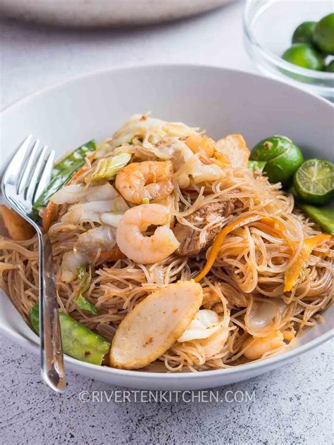 Vegetarian Pancit Bihon Filipino Rice Noodles With Hot Sex Picture