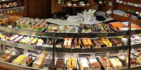 Stumpergasse 16, vienna, 1060, austria. Cake Shops Vienna: Where To Enjoy The Best Pastry | Vegan ...