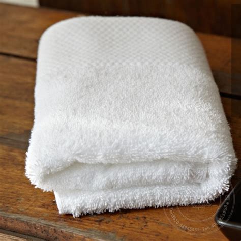 We have highest quality, low cost, wholesale priced, wholesale towels with a price promise we have a massive range of wholesale towels including face cloths, hand towels, bath towels. 100% cotton high quality bath towel .http://www.weisdin ...