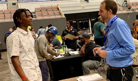 ‘My past does not define me’: Convicted felons find hope, work at