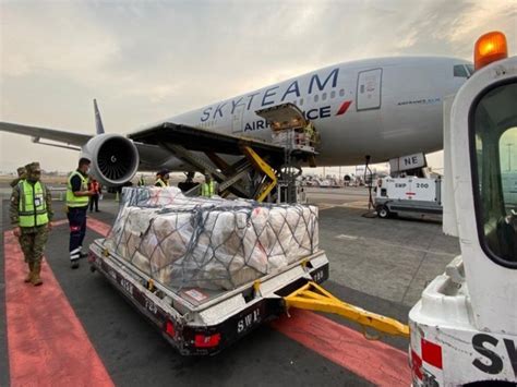 La llegada de las vacunas curevac para empezar su análisis clínico de fase 3 en méxico había sido anunciado el pasado domingo por el propio canciller marcelo ebrard. Vacuna anticovid CureVac llega a México para estudio ...