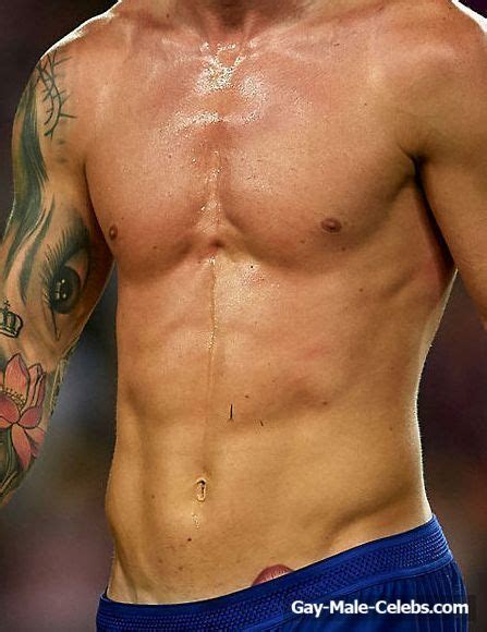 Lionel Messi Paparazzi Sexy Shirtless Photos Gay Male Celebs Com