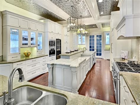 Dramatic Kitchen Designs Hgtv