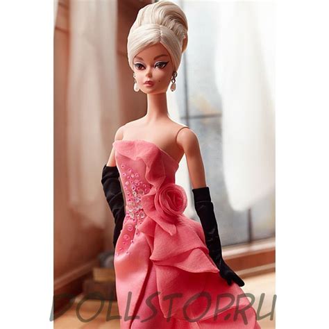 Коллекционная кукла Барби Гламурный наряд Glam Gown Barbie Doll Silkstone Dgw58