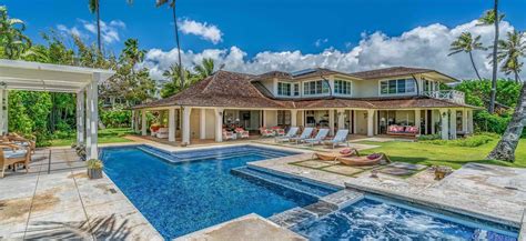 Hawaii Hideaways | Luxury Rentals Hawaii | Beachfront Homes & Villas