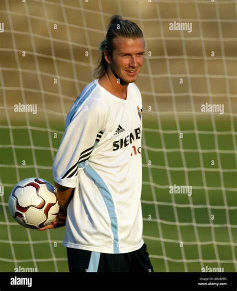 Soccer Star David Beckham Hi Res Stock Photography And Images Alamy