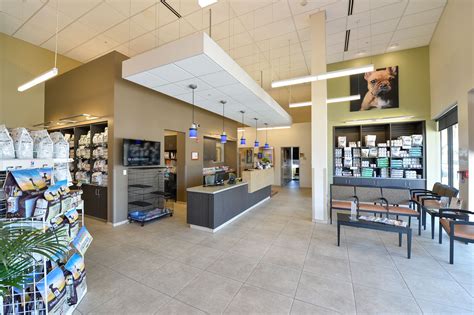 VCA Promenade Animal Hospital - Waiting Room www.kirchmanconstruction