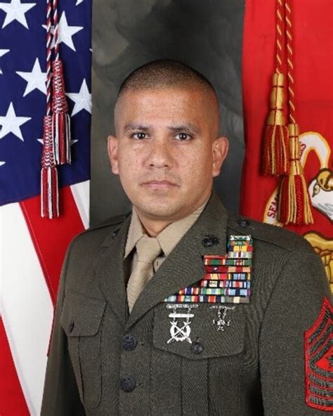 Sergeant Major Agustin Cruz Jr 1st Marine Logistics Group Leaders