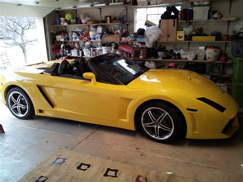 There's nothing practical about a lamborghini, it would seem. Friday Fail: The Saturn Gallardo Lamborghini Replica