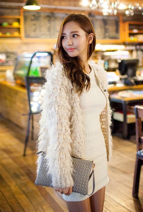 [chuu] thick fringe knit cardigan kstylick latest korean fashion k pop styles fashion blog