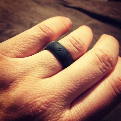 Qalo Silicone Ring Review 8541 Tactical