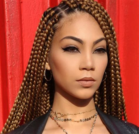 40 Unique Box Braids Hairstyles To Make You Look Super