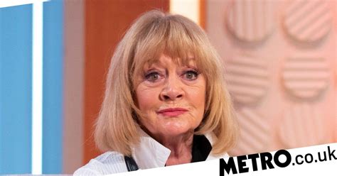 Coronation Street Legend Amanda Barrie Accidentally Flashed Delivery
