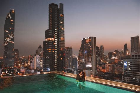 Infinity pool - AkaAza Amara Bangkok | Sky bar bangkok, Bangkok city, Bangkok