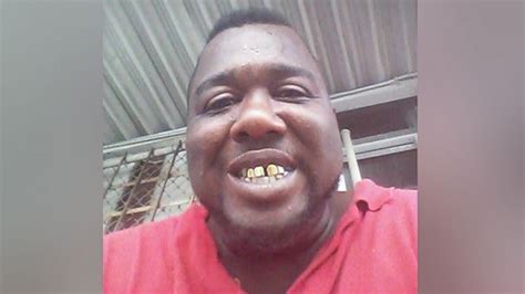 Police Officer Who Shot Alton Sterling Fired From Baton Rouge Police Department Abc7 Chicago