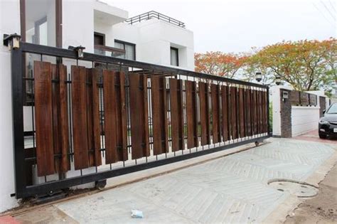 Modern Style Wooden Gates View Specifications And Details Of Wooden