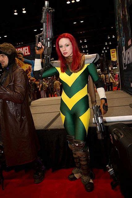 24 Cyclops And Hope Summers Cosplays Ideas Hope Summers Male Cosplay Marvel Cosplay